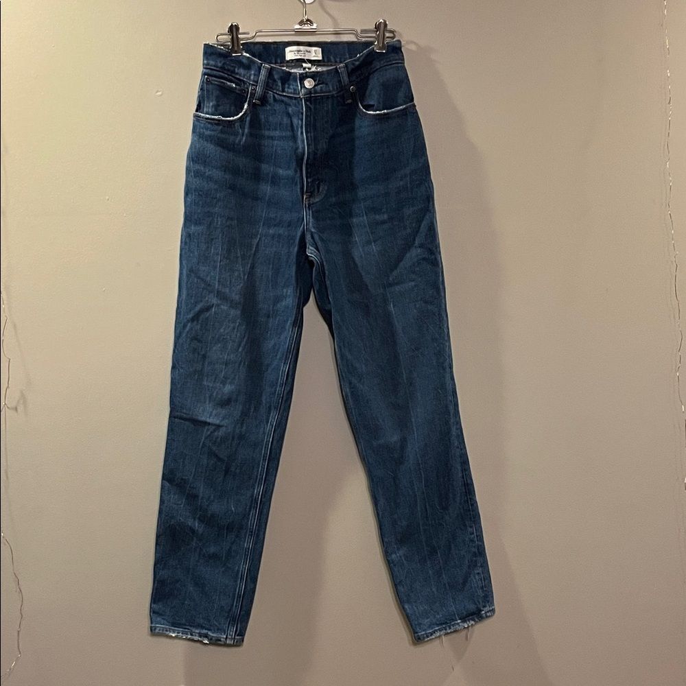 Abercrombie & Fitch The 90s Straight Ultra High Rise Jeans